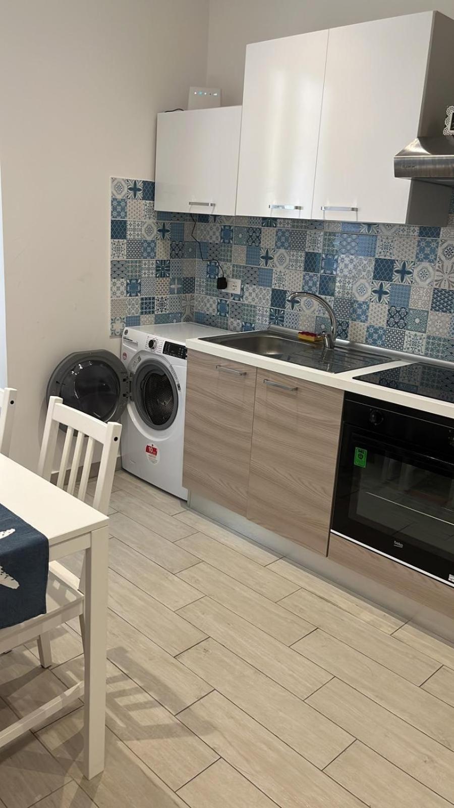 Lamberti Beach Apartment - 150 M From The Sea - Just Renewed - Wifi 사보나 외부 사진